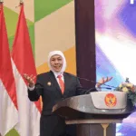 Gubernur Minta Warga Tak…