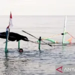 Perahu Layar Wisata Pasir…